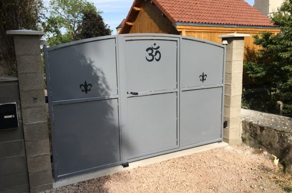 Entreprise pour la fabrication et l'installation de portails sur mesure Vichy