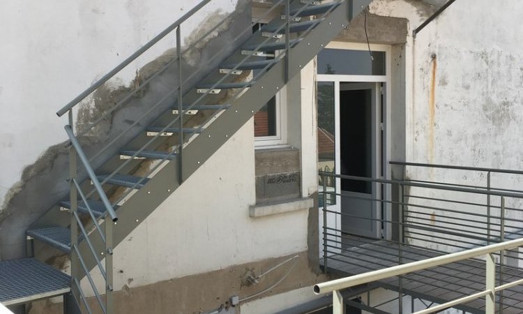 Escalier extérieur Vichy